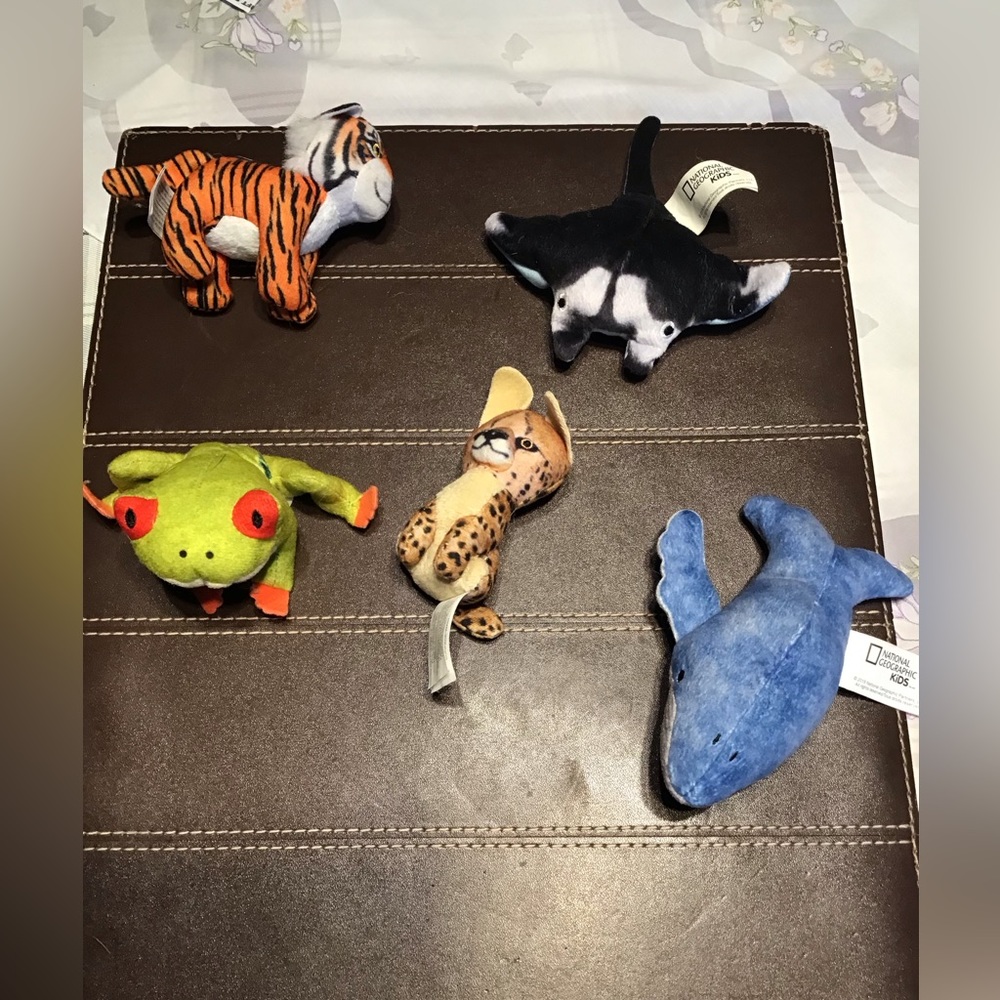 McDonald’s National Geographic lot of 5 collectables